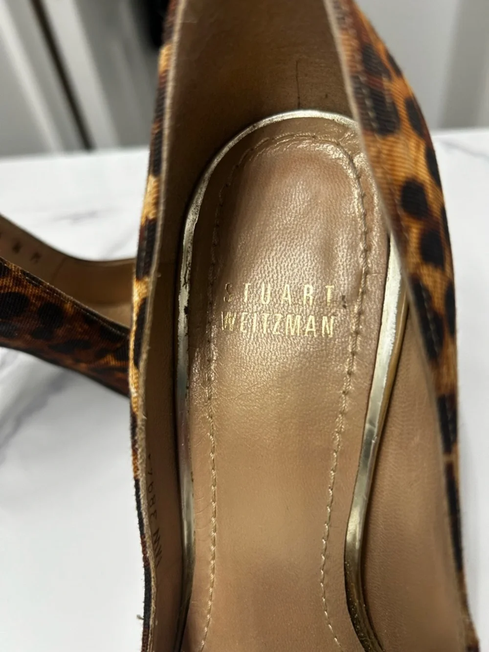 Stuart Weitzman Leopard Print Pointed Toe Stiletto Pumps - Brown/Black - Picture 3 of 7